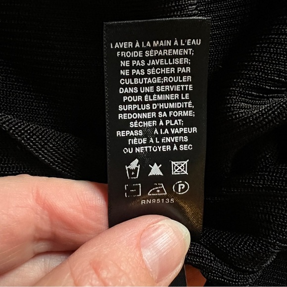 Layafette 148 Slinky Black Cardigan - Size P - Picture 5 of 5